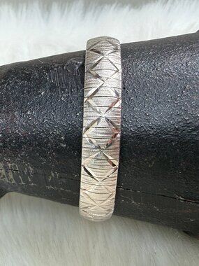 Sterling Silver Etched Diamond Cut Bracelet Signed Italy